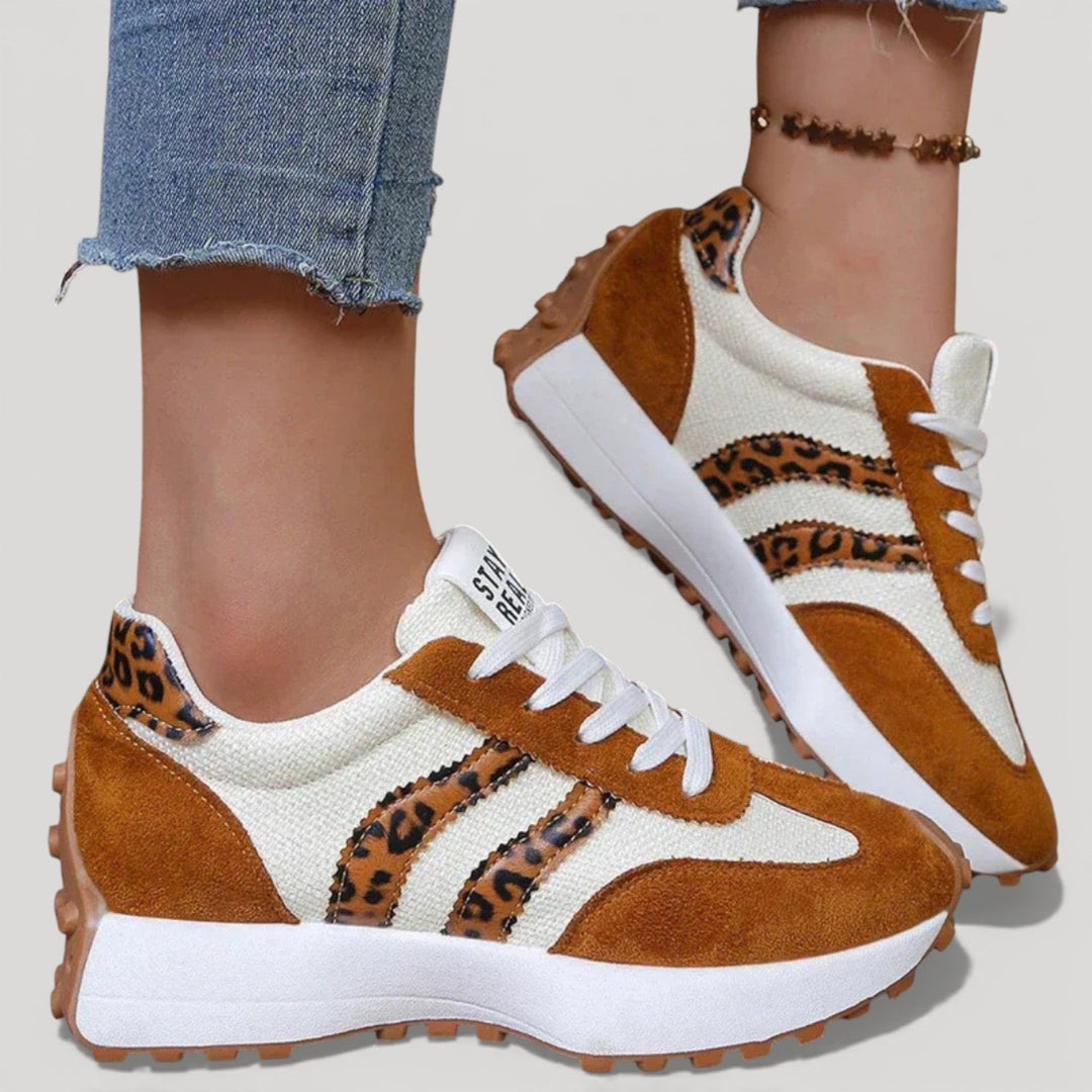 VICKY – PLATFORM TRAINERS