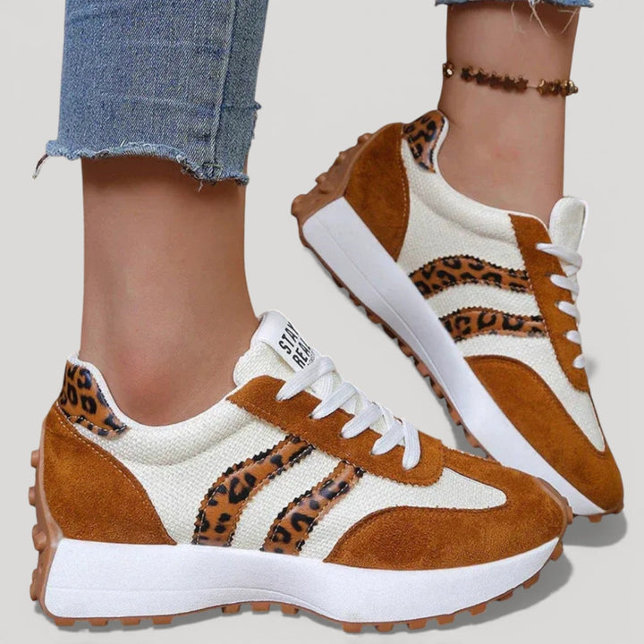 VICKY – PLATFORM TRAINERS